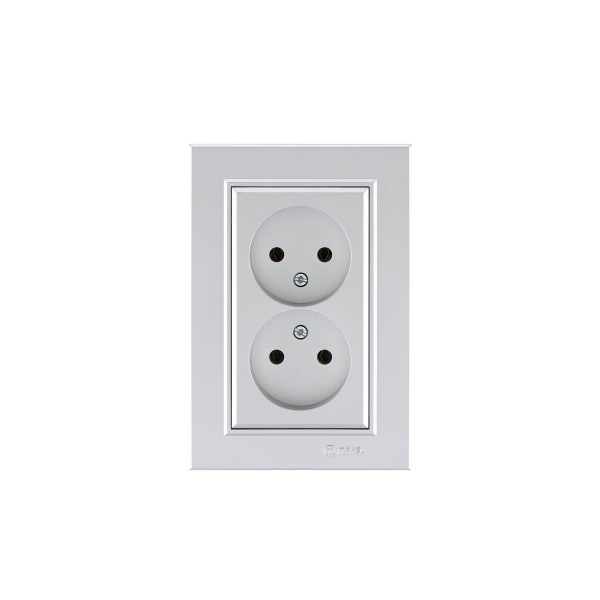 Розетка Makel 2-м СП Karea 10А IP20 б/з сереб. 56065017 Розетка Makel 2-м СП Karea 10А IP20 б/з сереб. 56065017