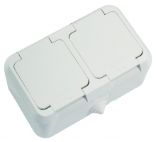 MAKEL п герм бел. розетка с крышкой 2-ая 18354