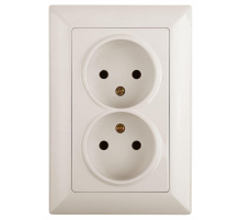 Розетка двойная ЭРА Intro Solo 2х2P 16A 250V слоновая кость 4-204-02 Б0043327