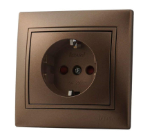 Розетка с защитой от детей Lezard Mira коричневая 701-3131-124