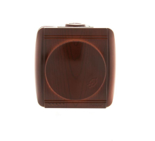 Розетка с зазем. с крышкой Lezard Nata вишня 710-0600-123