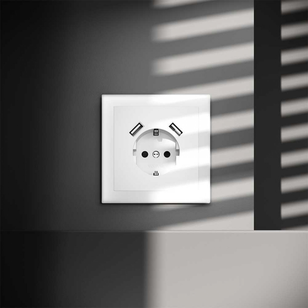 Розетка встраиваемая Voltum S70 с заземлением и защитными шторками, 16А, с USB, A+A, (белый матовый) VLS040402 Розетка встраиваемая Voltum S70 с заземлением и защитными шторками, 16А, с USB, A+A, (белый матовый) VLS040402