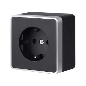 W5071134/ Розетка с заземлением и шторками Gallant (черный с серебром)