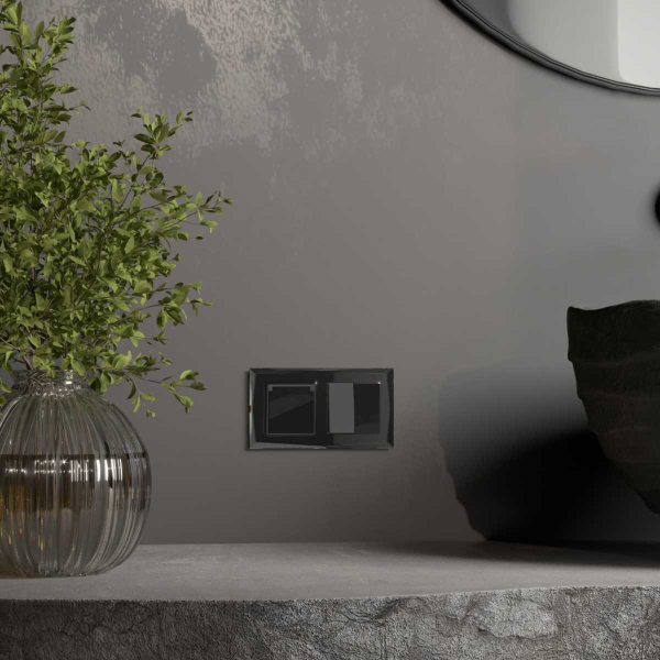 Розетка с заземлением, крышкой, шторками Werkel графит акрил W1171248 4690389197734