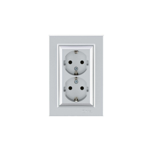 Розетка Makel 2-я с/з СП Karea 16А IP20 серебр. 56065082