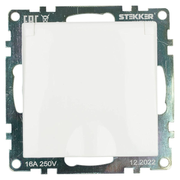 Розетка 2P+PE Stekker Катрин со шторками крышкой белый GLS16-7112-01 39302