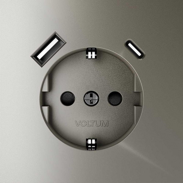 Розетка встраиваемая Voltum S70 с заземлением и защитными шторками, 16А, с USB, A+С, (шелк) VLS040504 Розетка встраиваемая Voltum S70 с заземлением и защитными шторками, 16А, с USB, A+С, (шелк) VLS040504