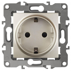 Розетка ЭРА 12 2P E Schuko со шторками 16A 250V 12-2102-04 Б0014690