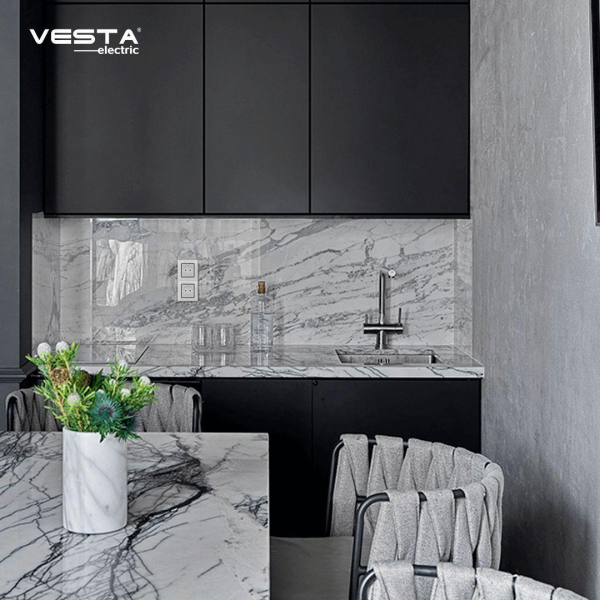 Розетка 2P Vesta-Electric Exclusive Silver Metallic серебро FRZ00041010SER Розетка 2P Vesta-Electric Exclusive Silver Metallic серебро FRZ00041010SER