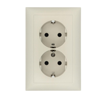 Розетка LK Studio двойная прямая с з/к, со шторками (бежевый) LK60 863701-1