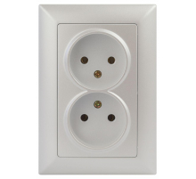 Розетка двойная ЭРА Intro Solo Schuko 2X2P 16A 250V перламутровый 4-204-06 Б0053671