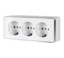 Розетка тройная с заземлением и шторками Werkel Gallant белый W5073101 4690389163913