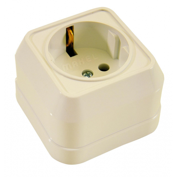 Розетка Makel 1-м ОП 16А IP20 квадратная с заземл. крем 45208