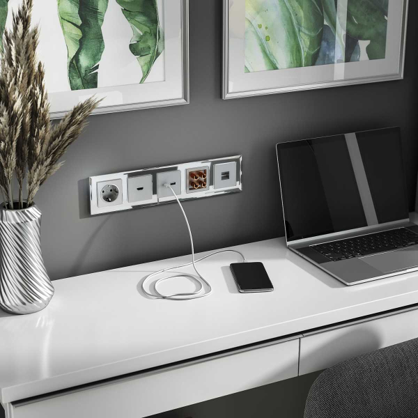 Розетка Werkel a050879