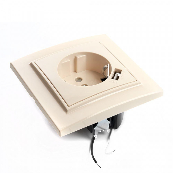 Розетка 2P+PE/USB Stekker Эрна со шторками слоновая кость PST16-9011-02 39237 Розетка 2P+PE/USB Stekker Эрна со шторками слоновая кость PST16-9011-02 39237
