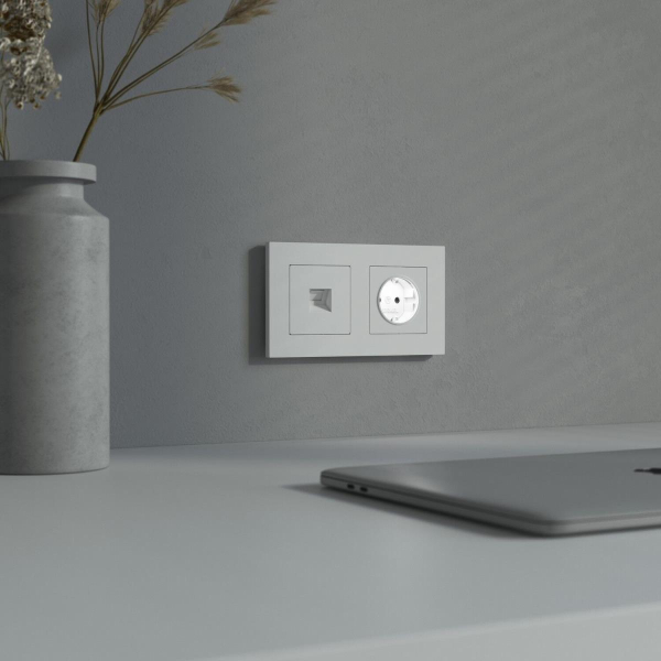 Розетка с подсветкой Werkel белый a069612