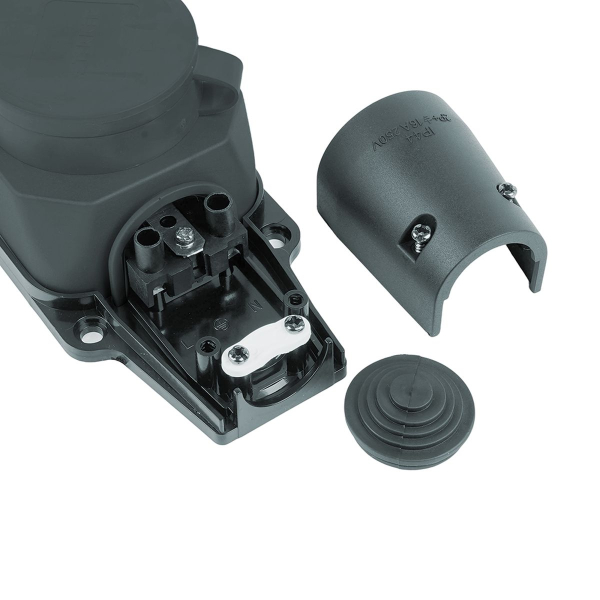 Розетка тройная переносная 2P+PE Stekker Одри с крышкой черный RST16-23-44 32739