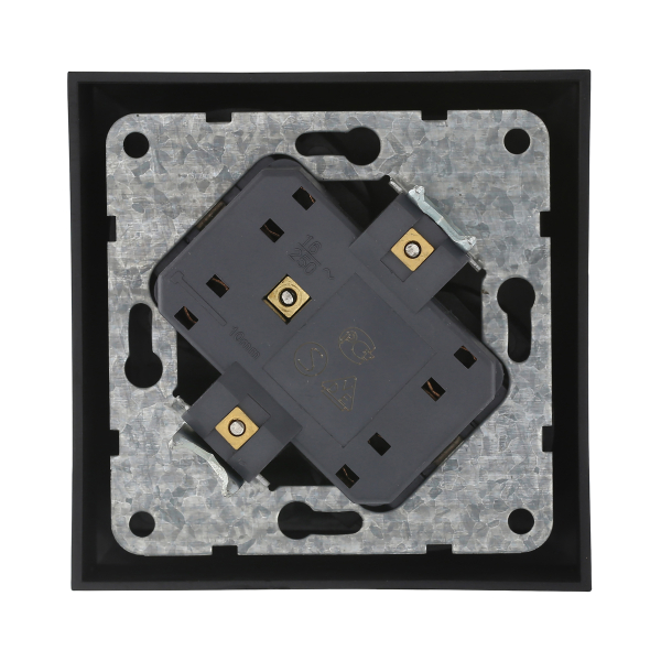 Розетка LK Studio двойная с з/к, со шторками (серебристый металлик) LK60 863503-1