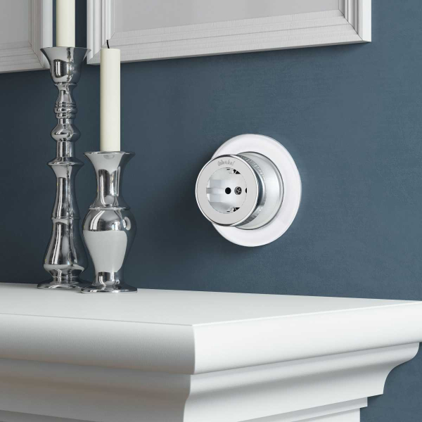 Розетка с заземлением Werkel Vintage серебро матовый/хром W5871054 4690389174735