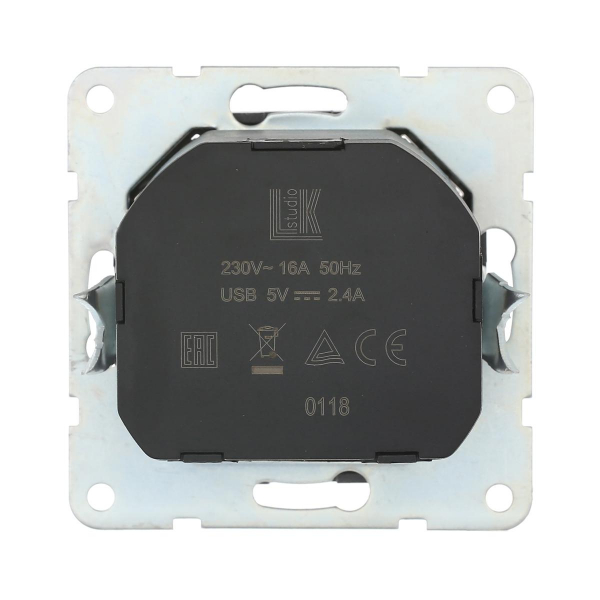 Розетка LK Studio с з/к + 2хUSB разъема, 2А (серебристый металлик) LK60 868003-1 Розетка LK Studio с з/к + 2хUSB разъема, 2А (серебристый металлик) LK60 868003-1