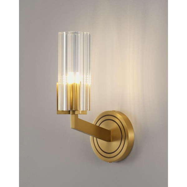 Бра Moderli Brass V11015-1W Бра Moderli Brass V11015-1W
