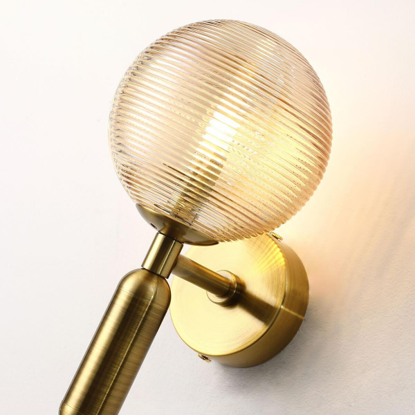 Бра Favourite Idem 2723-1W Бра Favourite Idem 2723-1W