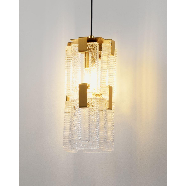 Бра Moderli Lilly V11078-1W Бра Moderli Lilly V11078-1W