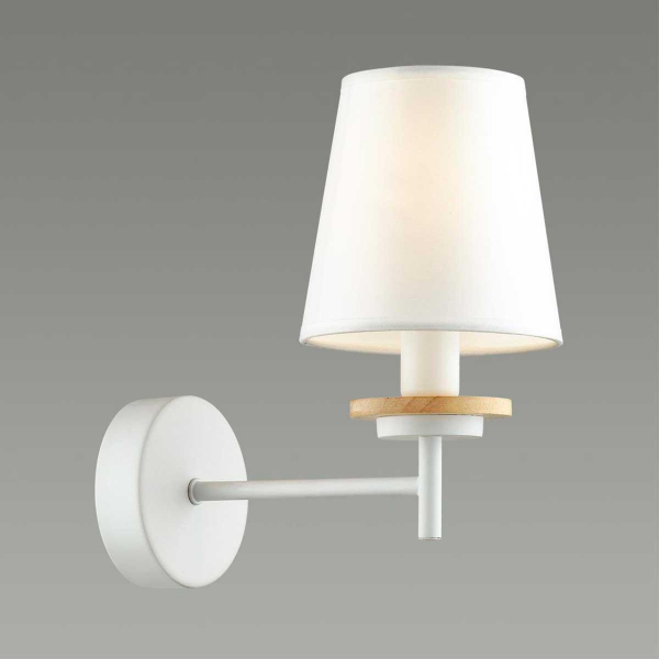 Бра Lumion County Betsy 4497/1W Бра Lumion County Betsy 4497/1W
