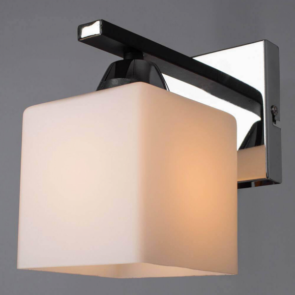 Бра Arte Lamp 52 A8165AP-1BK Бра Arte Lamp 52 A8165AP-1BK