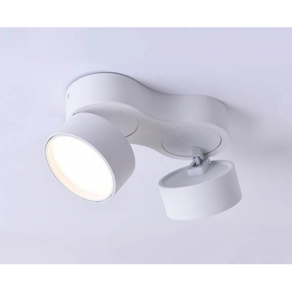 Светодиодный спот Italline M03-178 white Светодиодный спот Italline M03-178 white