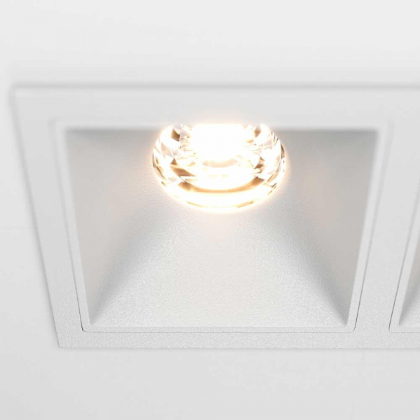 Встраиваемый светильник Maytoni Alfa LED DL043-02-10W3K-D-SQ-W Встраиваемый светильник Maytoni Alfa LED DL043-02-10W3K-D-SQ-W