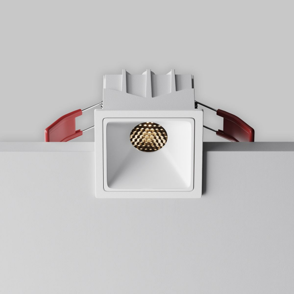 Встраиваемый светильник Maytoni Technical Alfa LED DL043-01-10W3K-SQ-W-1 Встраиваемый светильник Maytoni Technical Alfa LED DL043-01-10W3K-SQ-W-1