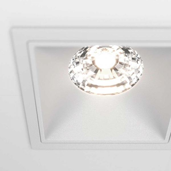 Встраиваемый светильник Maytoni Alfa LED DL043-02-15W4K-D-SQ-W Встраиваемый светильник Maytoni Alfa LED DL043-02-15W4K-D-SQ-W