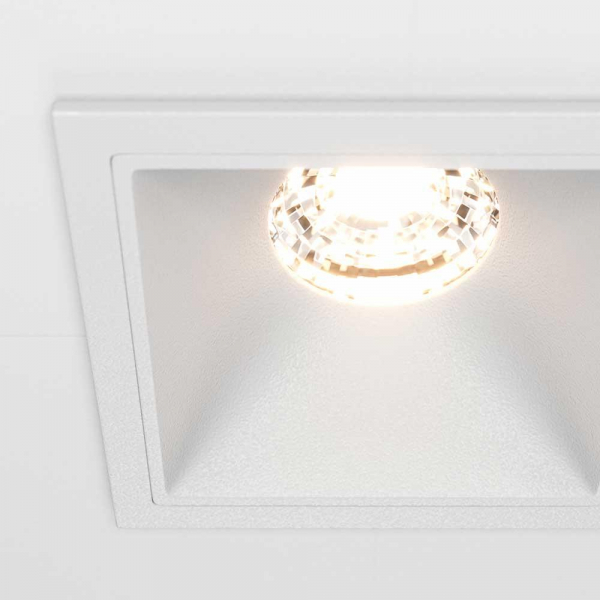 Встраиваемый светильник Maytoni Alfa LED DL043-01-10W3K-SQ-W Встраиваемый светильник Maytoni Alfa LED DL043-01-10W3K-SQ-W