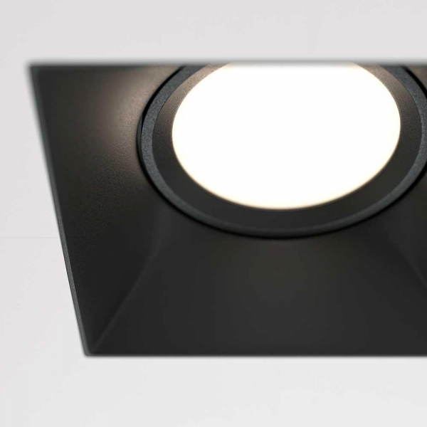 Встраиваемый светильник Maytoni Technical Dot DL042-01-SQ-B Встраиваемый светильник Maytoni Technical Dot DL042-01-SQ-B