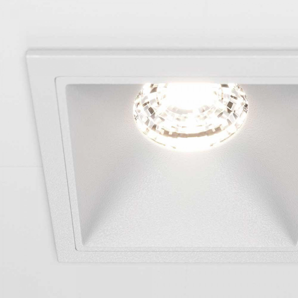 Встраиваемый светодиодный светильник Maytoni Technical Alfa LED DL043-01-10W4K-SQ-W Встраиваемый светодиодный светильник Maytoni Technical Alfa LED DL043-01-10W4K-SQ-W
