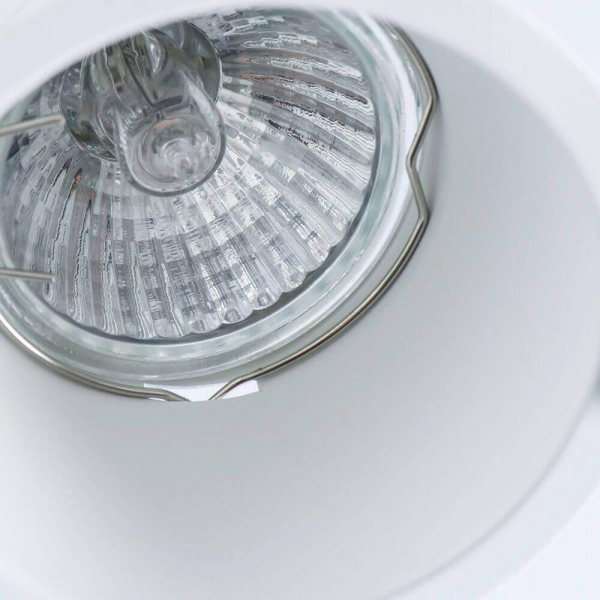 Встраиваемый светильник Arte Lamp A6667PL-1WH Встраиваемый светильник Arte Lamp A6667PL-1WH