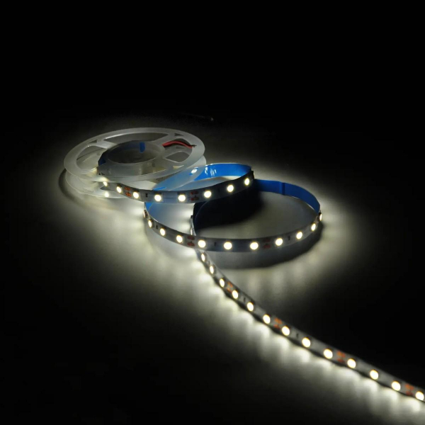 Светодиодная лента Gauss 8W/m 60LED/m 5050SMD теплый белый 3M BT022 Светодиодная лента Gauss 8W/m 60LED/m 5050SMD теплый белый 3M BT022