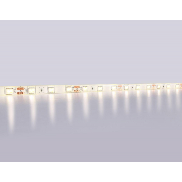 Светодиодная влагозащищенная лента Ambrella Light 14,4W/m 60LED/m 5050SMD теплый белый 5M GS2101 Светодиодная влагозащищенная лента Ambrella Light 14,4W/m 60LED/m 5050SMD теплый белый 5M GS2101