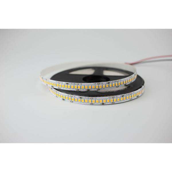Светодиодная лента LEDS POWER 2835 240/м (21Вт/м) 12В теплая 008783 Светодиодная лента LEDS POWER 2835 240/м (21Вт/м) 12В теплая 008783