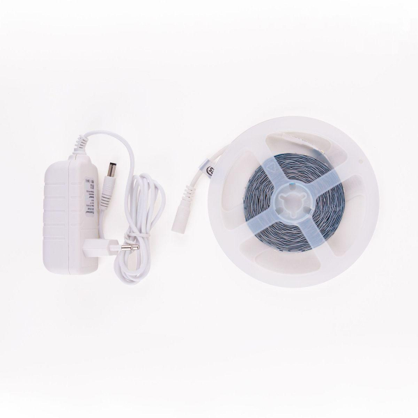 Светодиодная лента Elektrostandard 4,8W/m 60LED/m 2835SMD холодный белый 5M a049837 Светодиодная лента Elektrostandard 4,8W/m 60LED/m 2835SMD холодный белый 5M a049837
