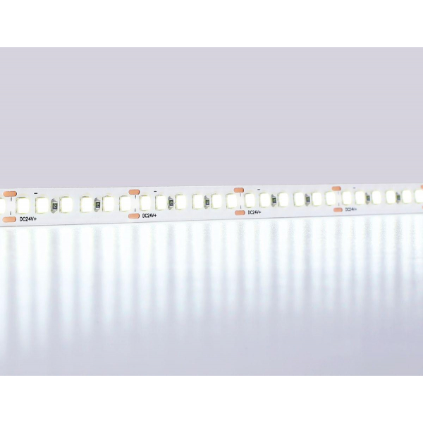 Светодиодная лента Ambrella Light 14,4W/m 180LED/m 2835SMD холодный белый 5M GS3203 Светодиодная лента Ambrella Light 14,4W/m 180LED/m 2835SMD холодный белый 5M GS3203