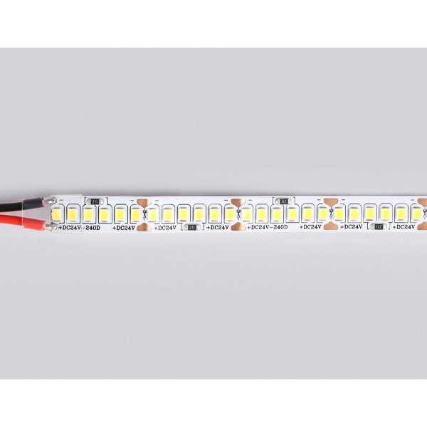Светодиодная лента Ambrella Light 22W/m 240LED/m 2835SMD дневной белый 5M GS3502 Светодиодная лента Ambrella Light 22W/m 240LED/m 2835SMD дневной белый 5M GS3502