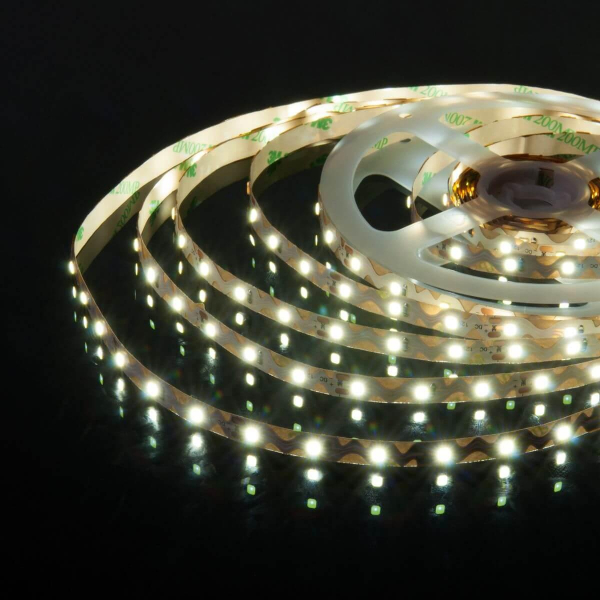 Светодиодная лента Elektrostandard 6W/m 60LED/m 2835SMD холодный белый 5M a052854 Светодиодная лента Elektrostandard 6W/m 60LED/m 2835SMD холодный белый 5M a052854