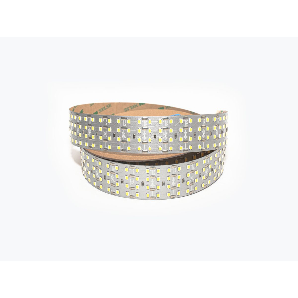 Светодиодная лента LEDS POWER четырехрядная 2835 448/м (47Вт/м) 24В холодная, серия ПРО200 009124 Светодиодная лента LEDS POWER четырехрядная 2835 448/м (47Вт/м) 24В холодная, серия ПРО200 009124
