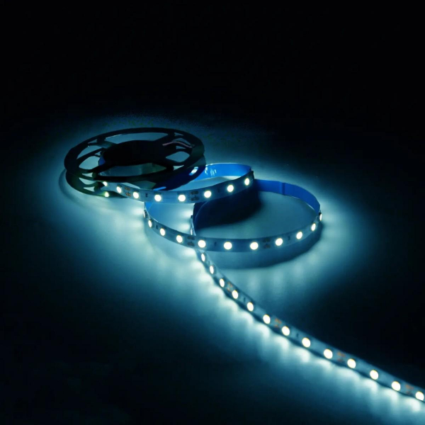 Светодиодная лента Gauss 4,8W/m 60LED/m 2835SMD холодный белый 3M 312000248 Светодиодная лента Gauss 4,8W/m 60LED/m 2835SMD холодный белый 3M 312000248