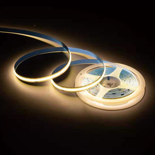 Светодиодная влагозащищенная лента Apeyron 12W/m 320LED/m COB теплый белый 5M 00-390 Светодиодная влагозащищенная лента Apeyron 12W/m 320LED/m COB теплый белый 5M 00-390