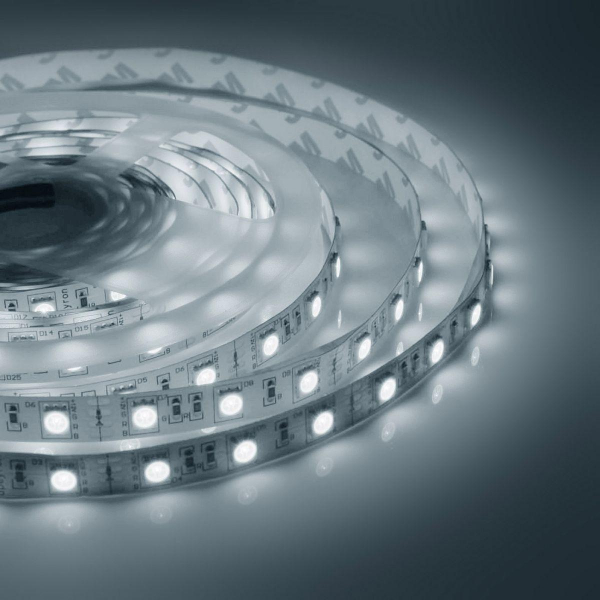 Светодиодная лента OGM 7,2W/m 30LED/m 5050SMD разноцветная 5M LSE-159 Светодиодная лента OGM 7,2W/m 30LED/m 5050SMD разноцветная 5M LSE-159