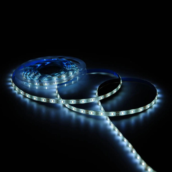 Светодиодная лента Gauss 6W/m 60LED/m 2835SMD теплый белый 5M BT013 Светодиодная лента Gauss 6W/m 60LED/m 2835SMD теплый белый 5M BT013