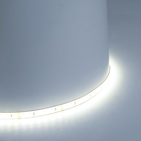 Светодиодная лента Feron LS511 11W/m 120LED/m 2835SMD 6000К 5M 51636